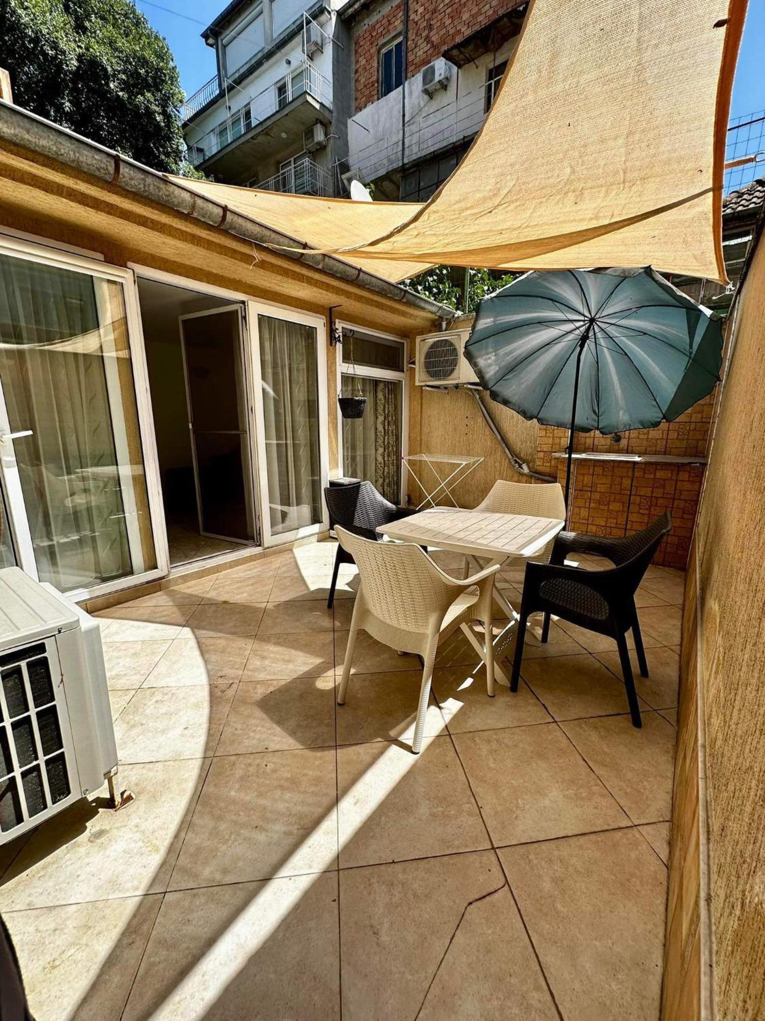 Green Central Apartment Varna Luaran gambar